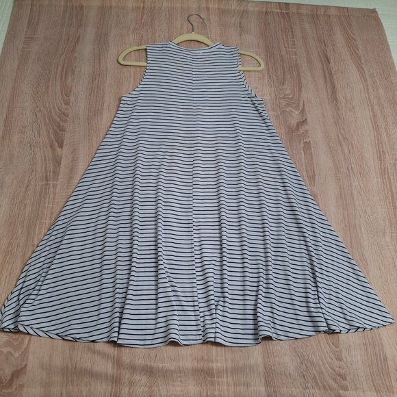 Cleo Blu A-Line Striped Swing Dress Size M Round Neck Sleeveless Stretch Jersey - Picture 7 of 14